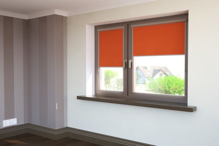 piękny parapet wewnętrzny z kamienia