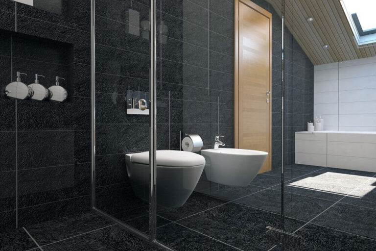 ciemny granit w łazience